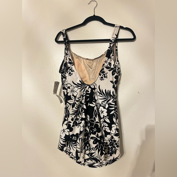 Vintage Tropical
Flowers Maxine of Hollywood Island Luxe 90's does 1950's. NWT - Picture 3 of 8